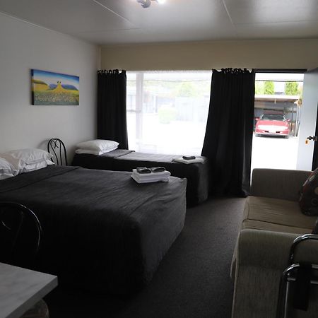 Sierra Beachfront Motel ไคคูรา ภายนอก รูปภาพ